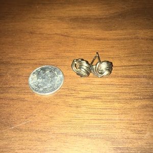 Brass colored spiral earrings - small